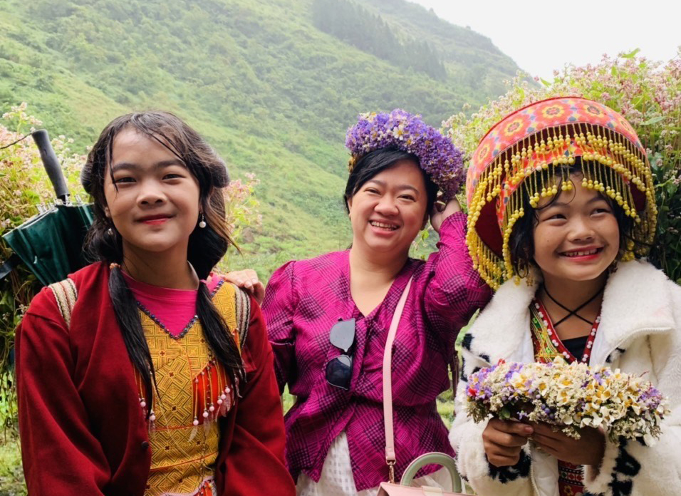 Những đứa trẻ giữ mùa xuân trên cao nguyên đá